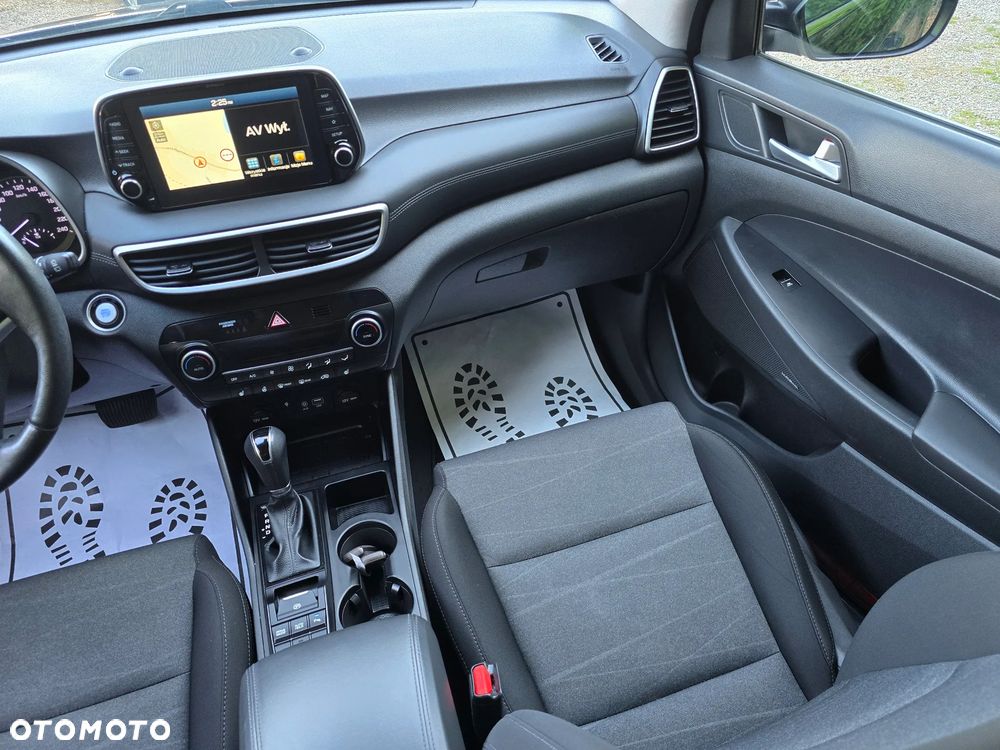 Hyundai Tucson 2.0 CRDI 4WD Automatik Style - 28