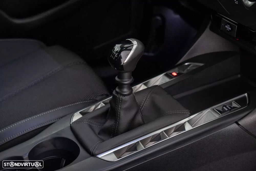 DS DS3 Crossback - 27