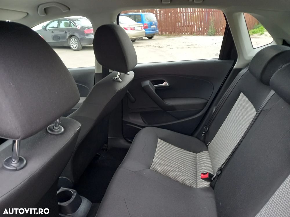 Volkswagen Polo 1.2 Comfortline - 9
