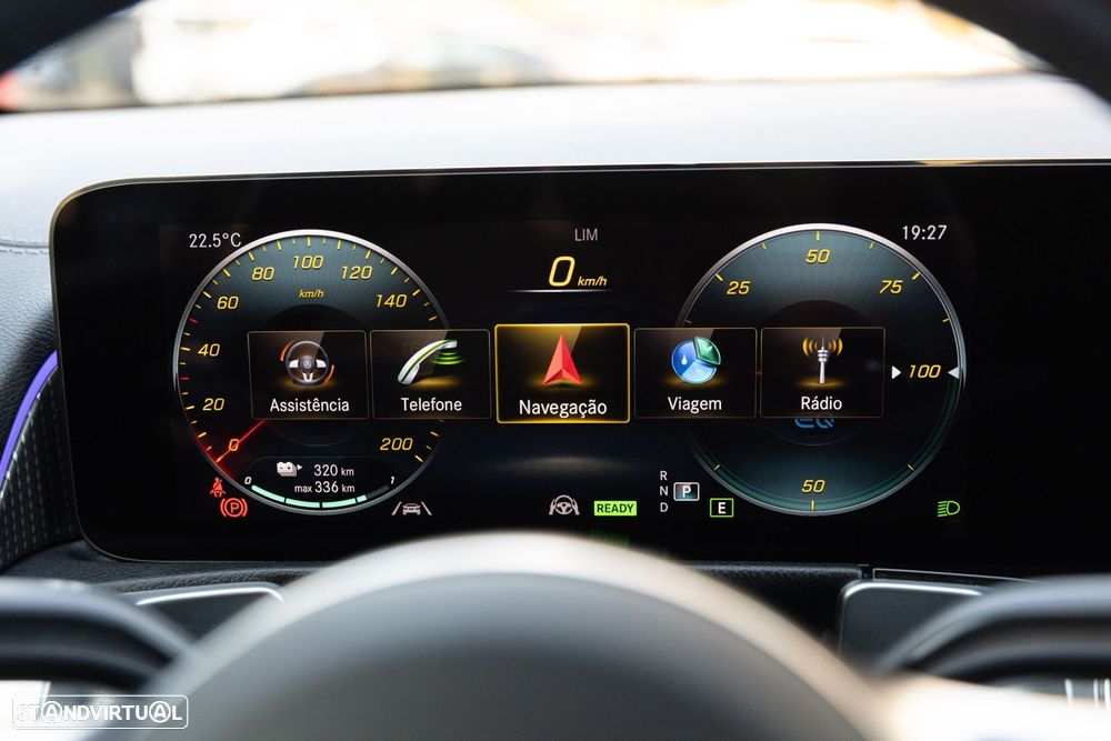 Mercedes-Benz EQB 300 4Matic AMG Line - 24