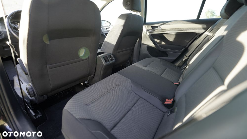 Volkswagen Golf 2.0 TDI (BlueMotion Technology) Comfortline - 32