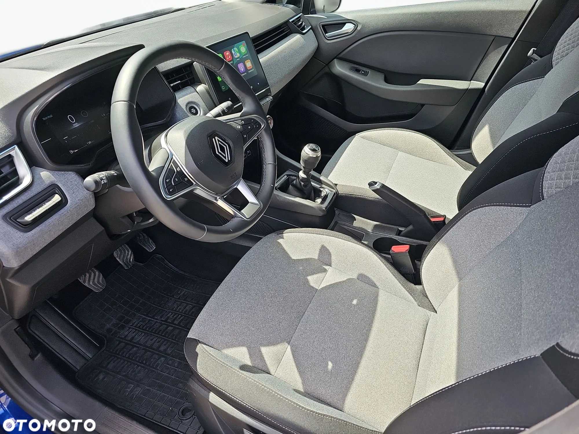 Renault Clio 1.0 TCe Evolution - 10