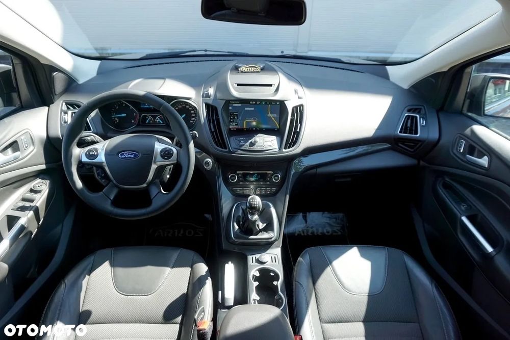 Ford Kuga 2.0 TDCi 4x4 Business Edition - 2
