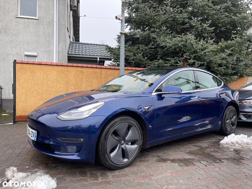 Tesla Model 3 - 29