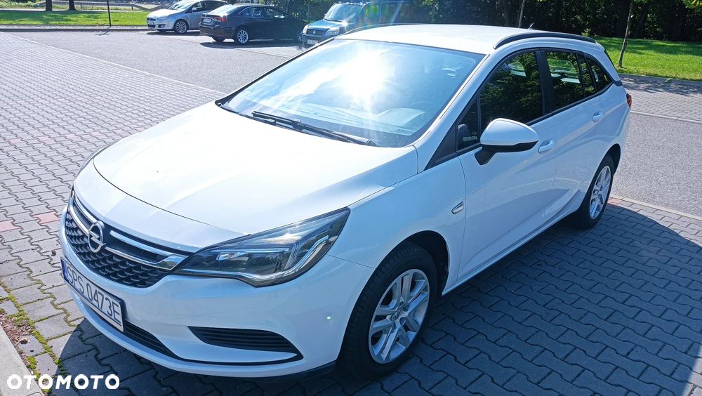 Opel Astra 2019 photo 4
