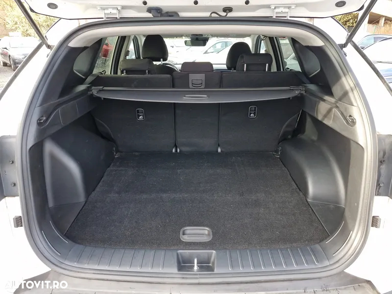 Hyundai Tucson 1.6 T-GDi 48V-Hybrid 2WD DCT Select - 11