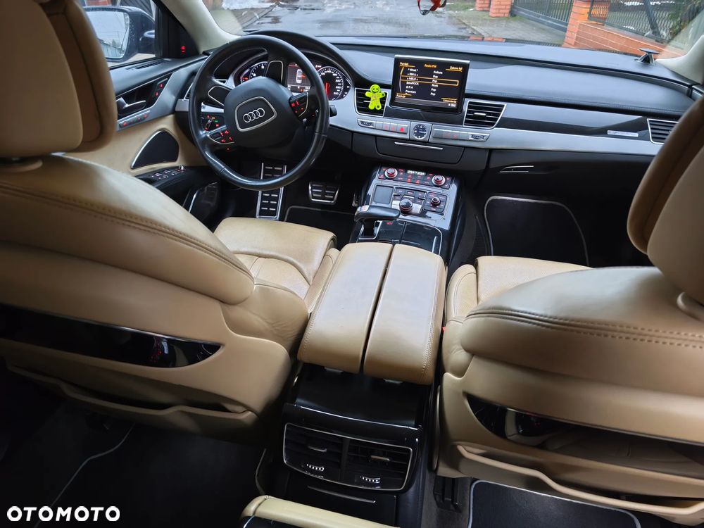 Audi A8 4.2 TDI L Quattro - 8