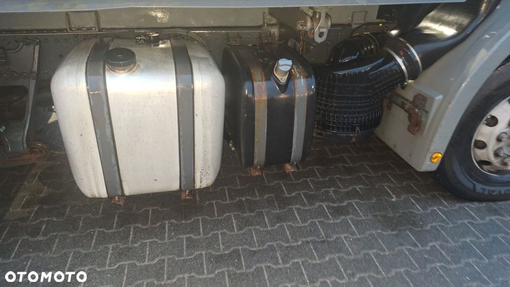 Mercedes-Benz AXOR - 10