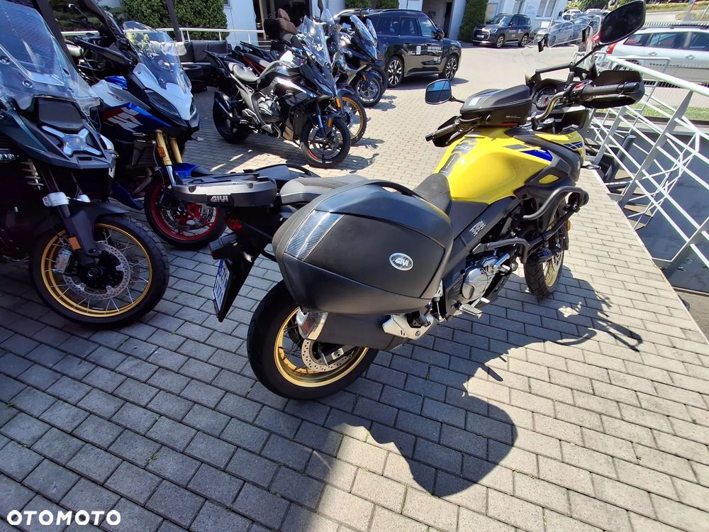 Suzuki V-STROM - 3