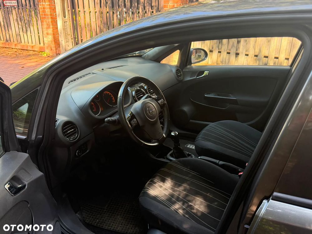 Opel Corsa 1.4 16V 111 - 14
