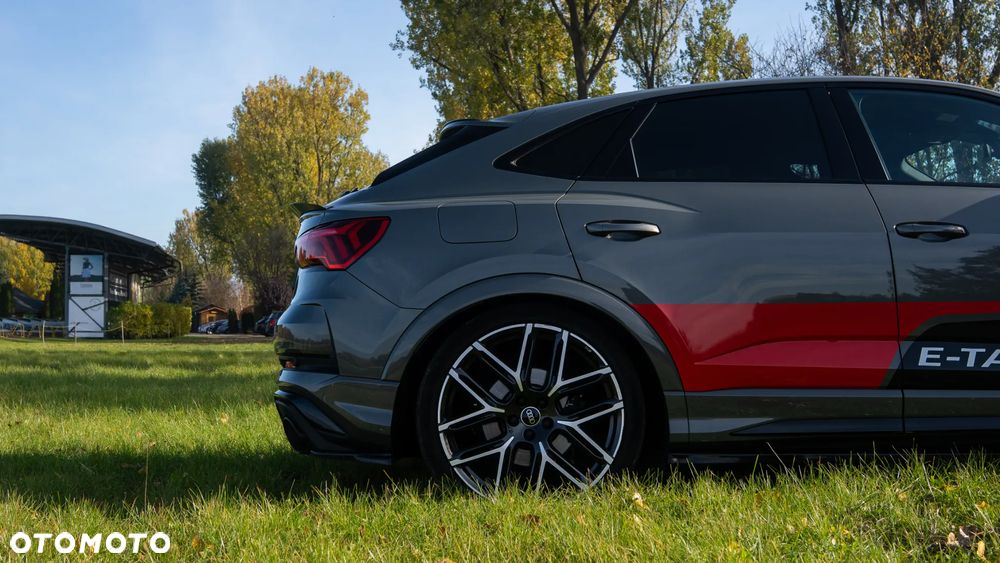 Audi RS Q3 Sportback - 12