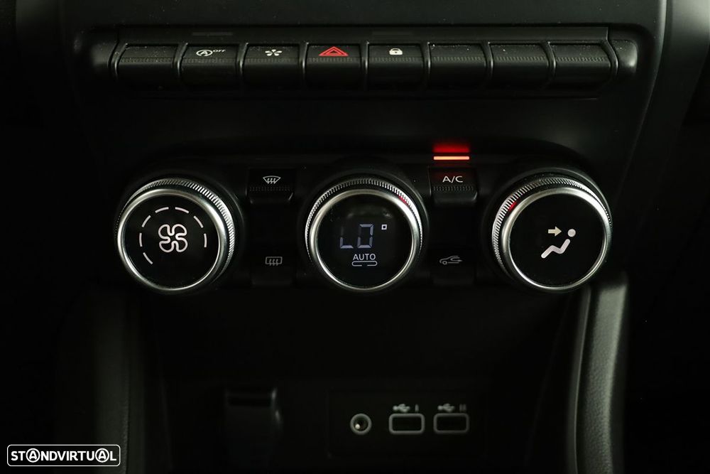 Renault Captur 1.0 TCe Techno Bi-Fuel - 12