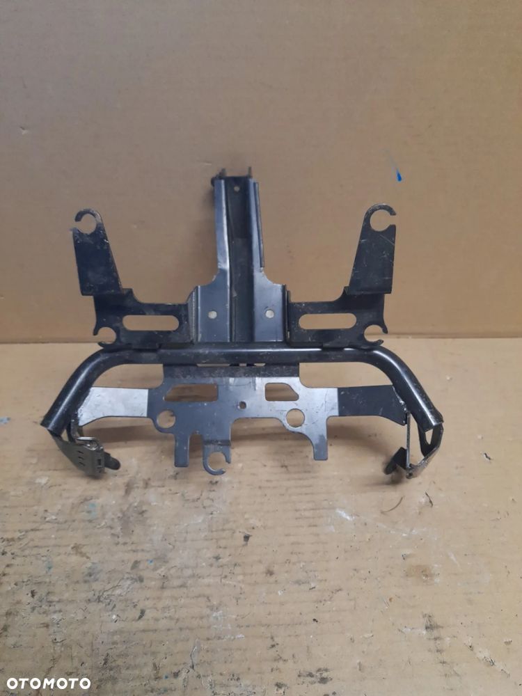 stelaż wzmocnienie owiewek Yamaha xj 6 2004 - 7