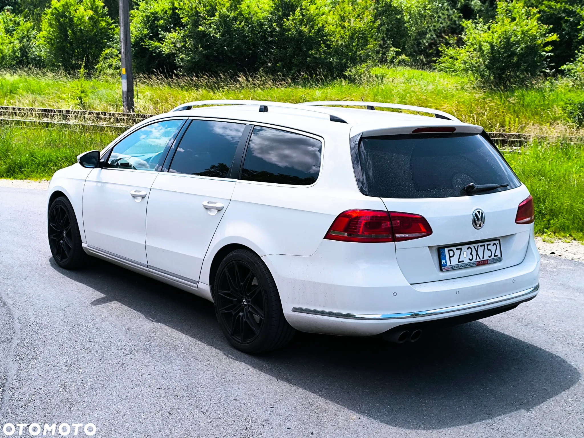 Volkswagen Passat 2.0 TDI DPF Sportline - 4