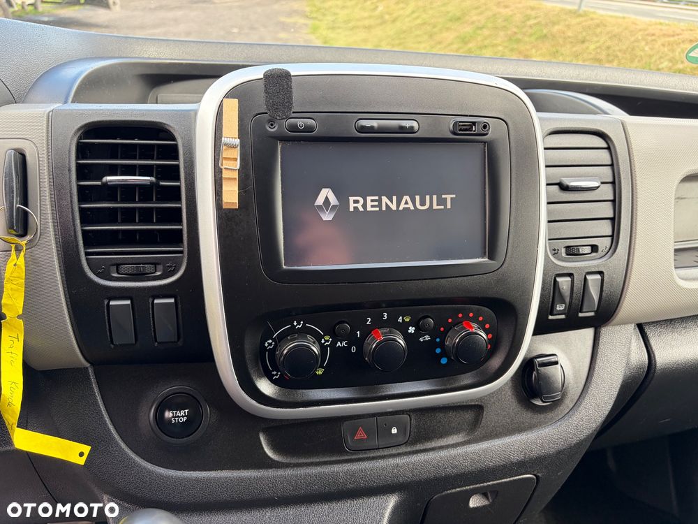 Renault Trafic - 11