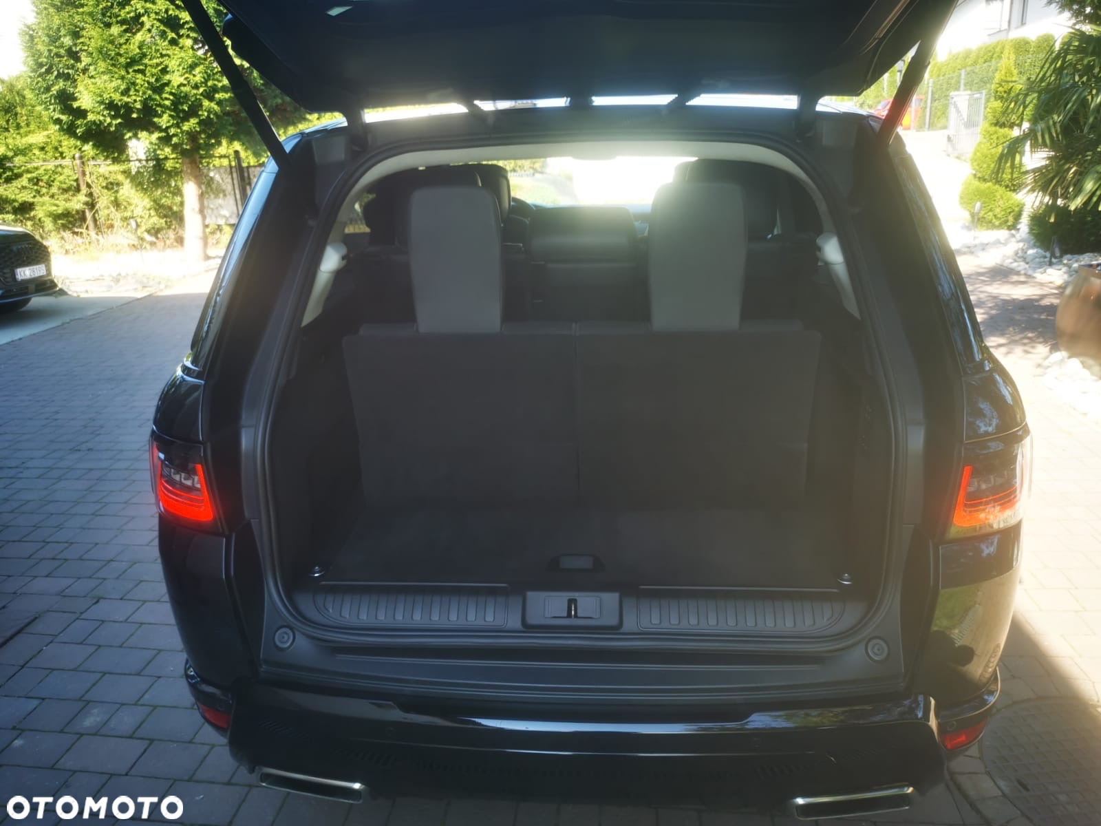 Land Rover Range Rover Sport D300 (SDV6) Autobiography Dynamic - 11