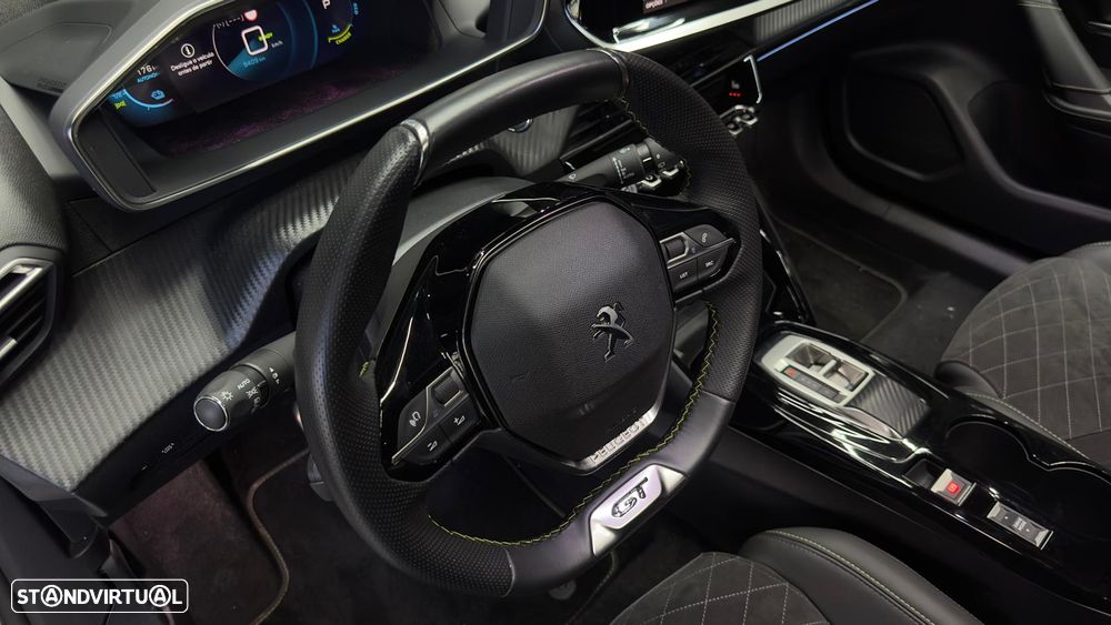 Peugeot e-2008 GT+ - 38