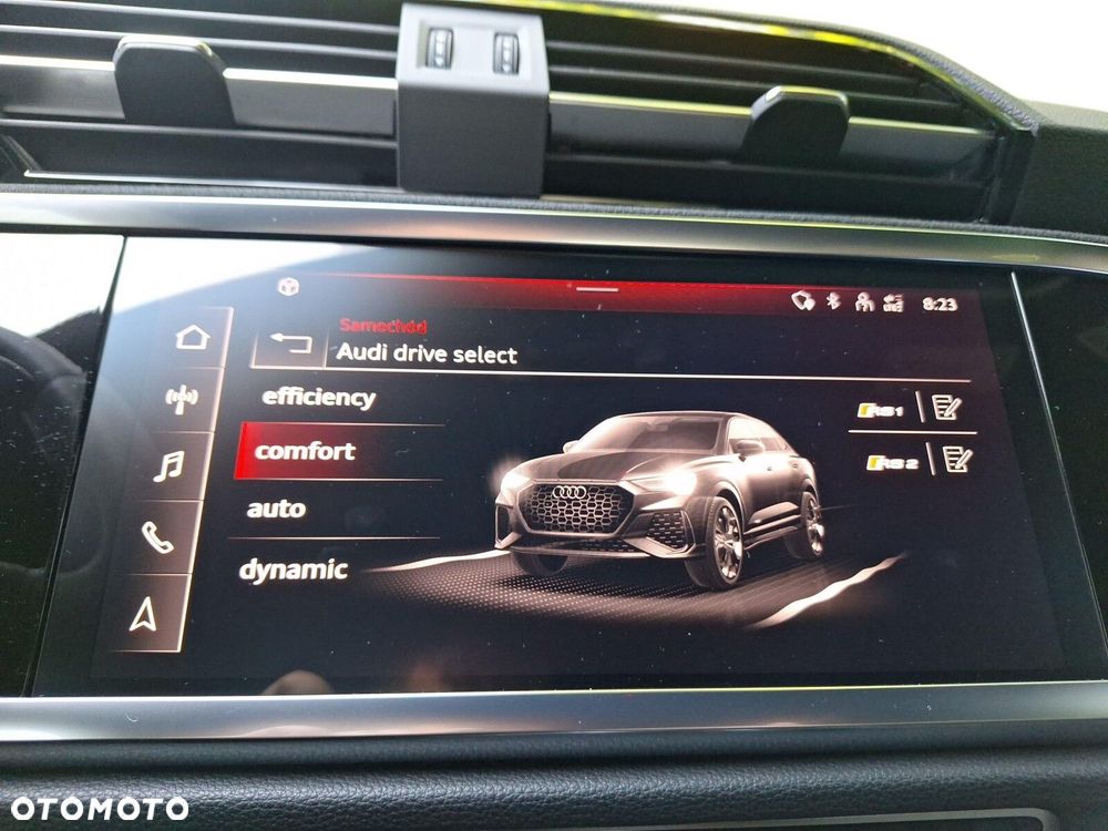 Audi Q3 RS S tronic - 29