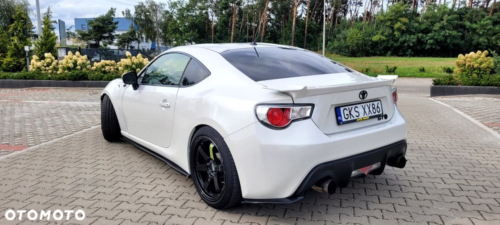 Toyota GT86 2.0 Prestige - 9