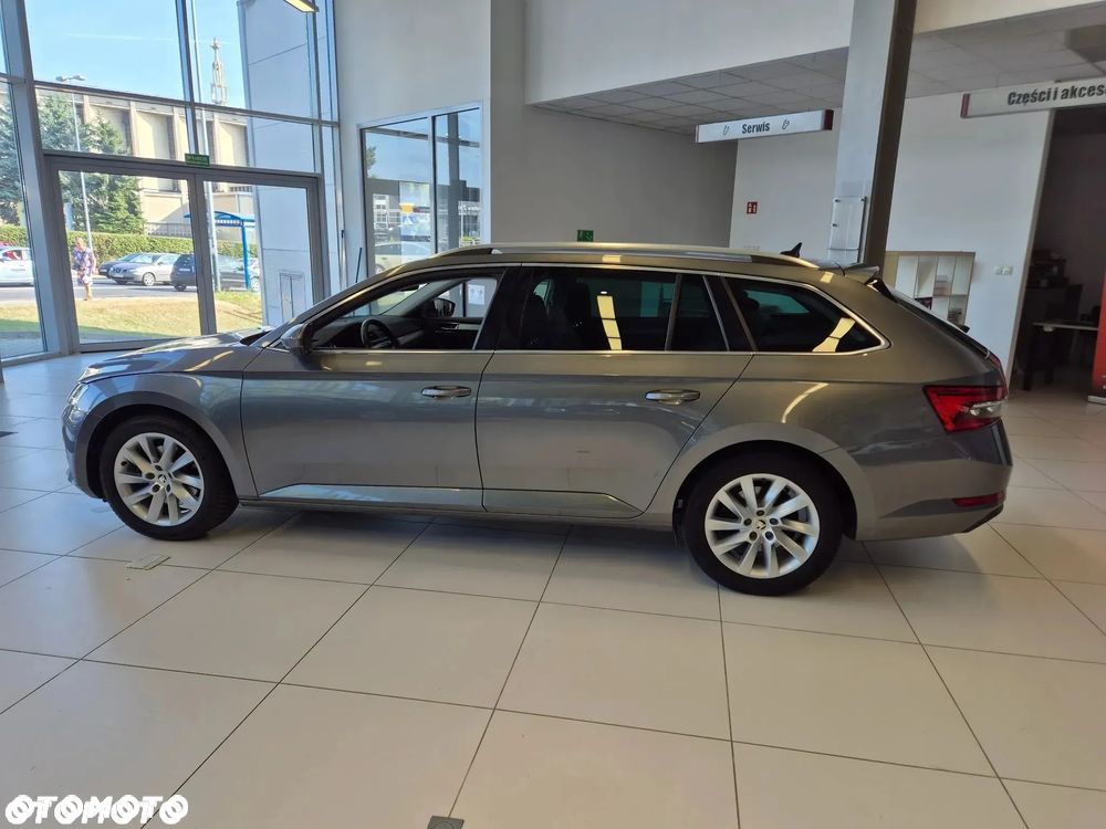 Skoda Superb 1.5 TSI Ambition DSG - 7