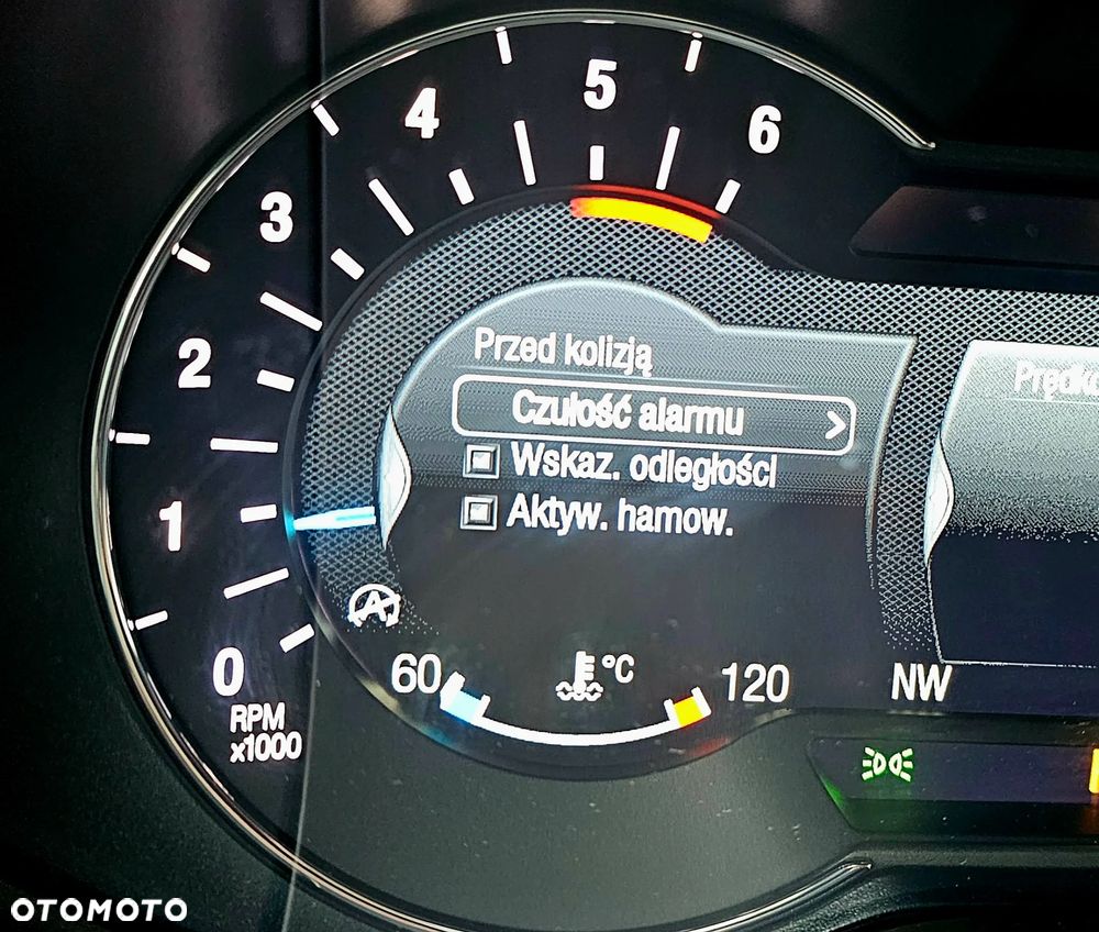 Ford S-Max 2.0 EcoBlue Titanium - 28