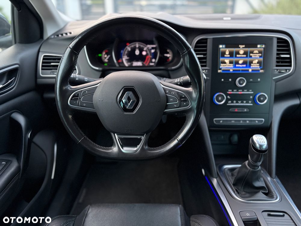 Renault Megane 1.5 Blue dCi Zen - 10