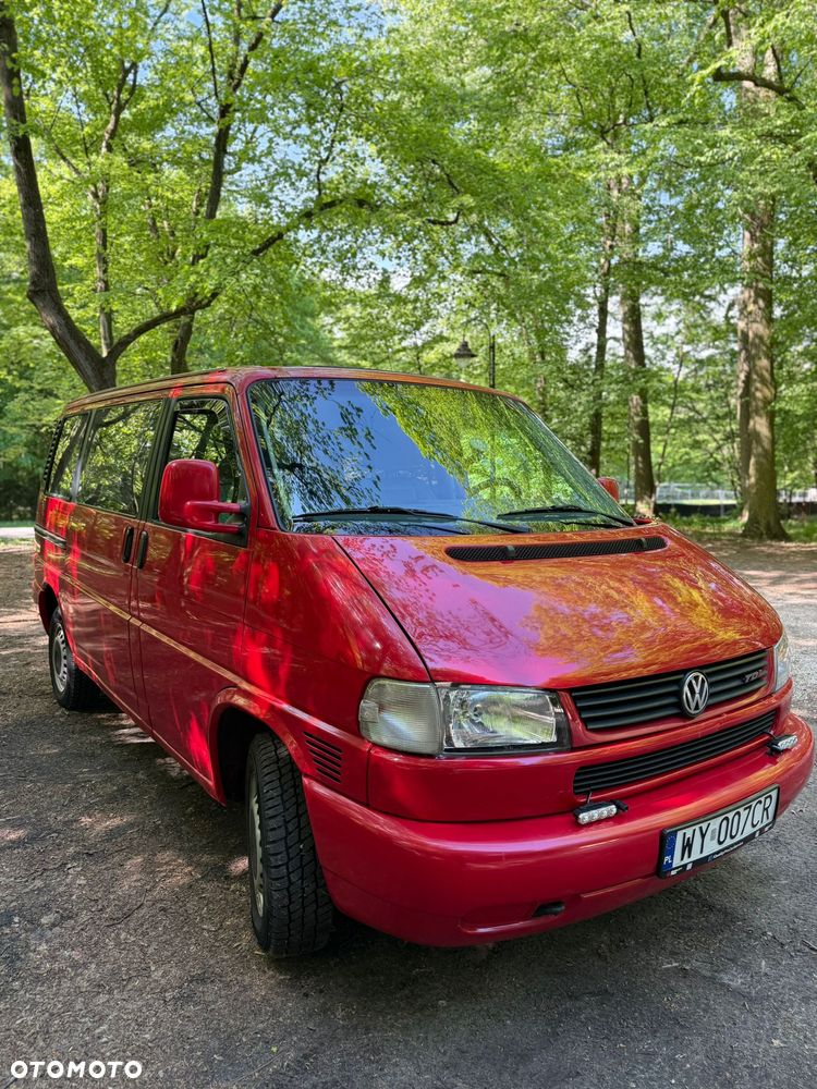 Volkswagen Multivan - 16