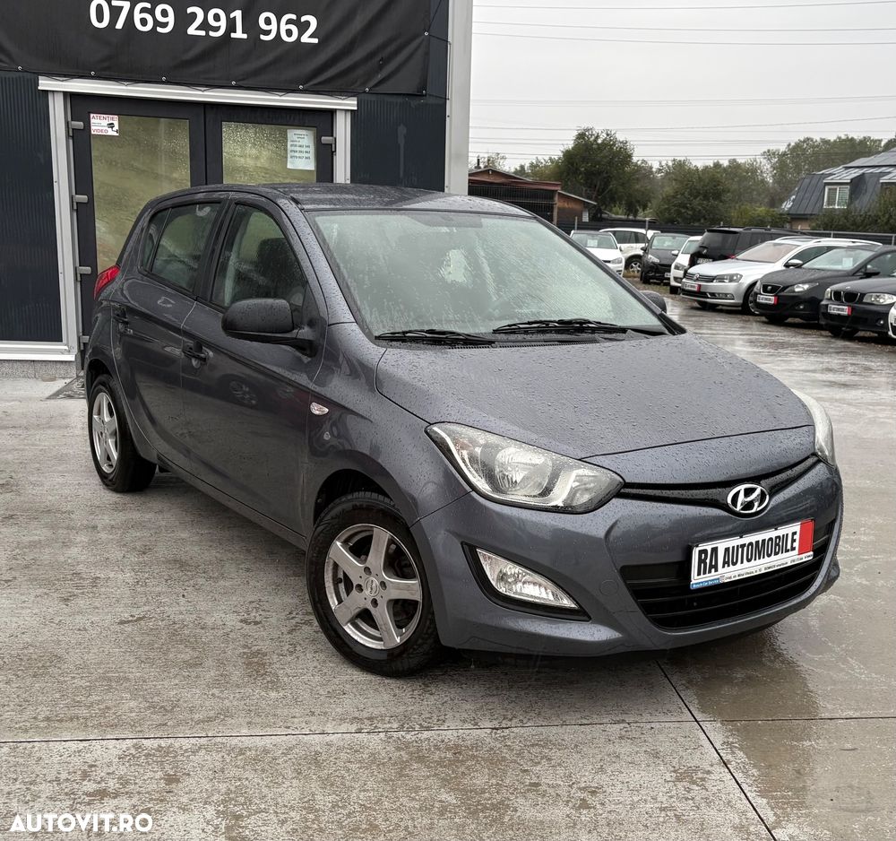 Hyundai i20 1.2 Fifa World Cup Edition - 1