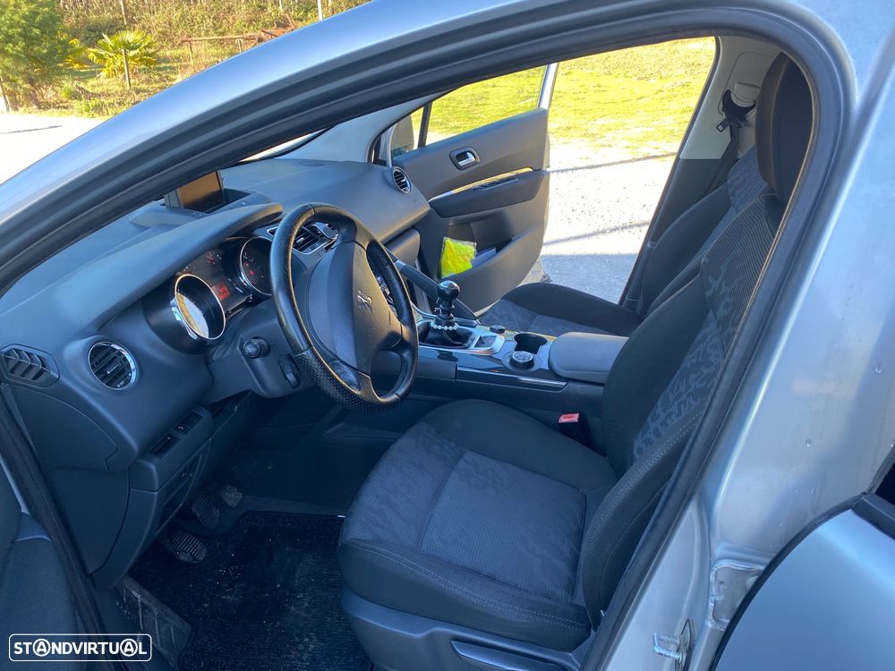 Peugeot 3008 HDi FAP 110 Premium - 6