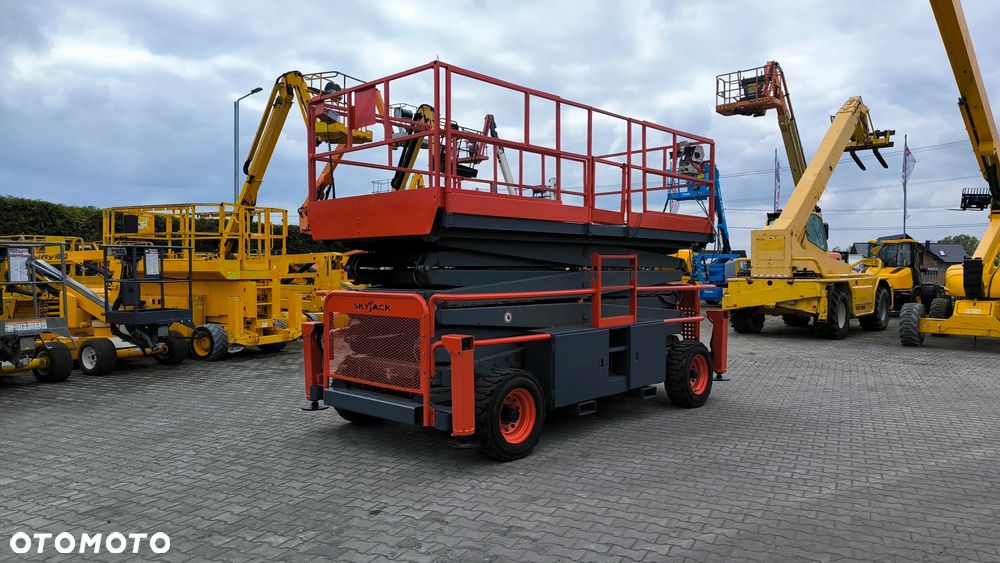 Skyjack SJ 9250 - 5