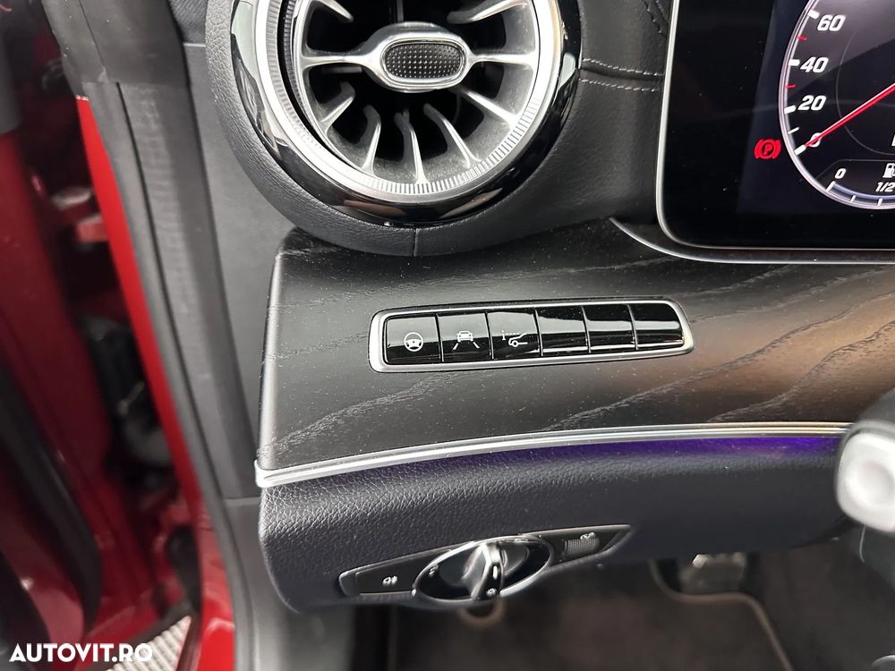 Mercedes-Benz E 200 Coupe 9G-TRONIC AMG Line - 17
