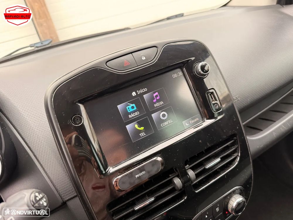 Renault Clio TCe 90 Limited - 19