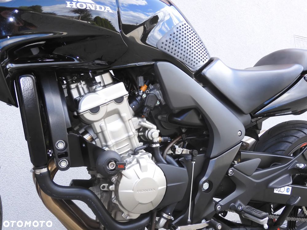 Honda CBF - 25