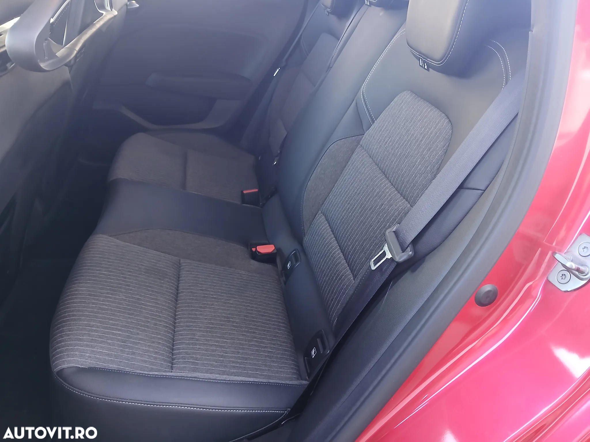 Renault Clio V TCe 90 Techno - 14
