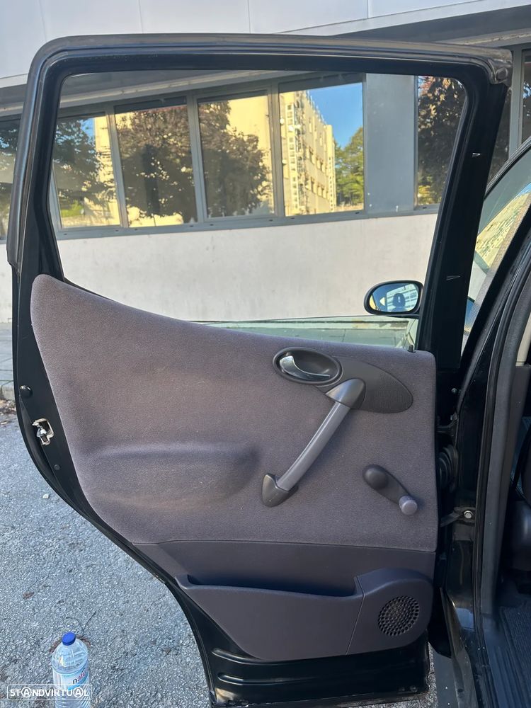 Mercedes-Benz A 160 Avantgarde - 18