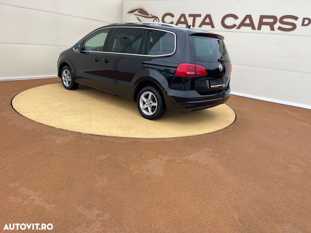 Volkswagen Sharan 2.0 TDI DSG Highline - 11