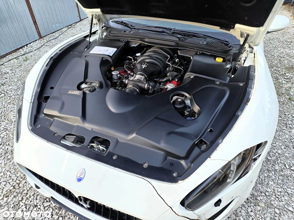 Maserati GranTurismo - 14