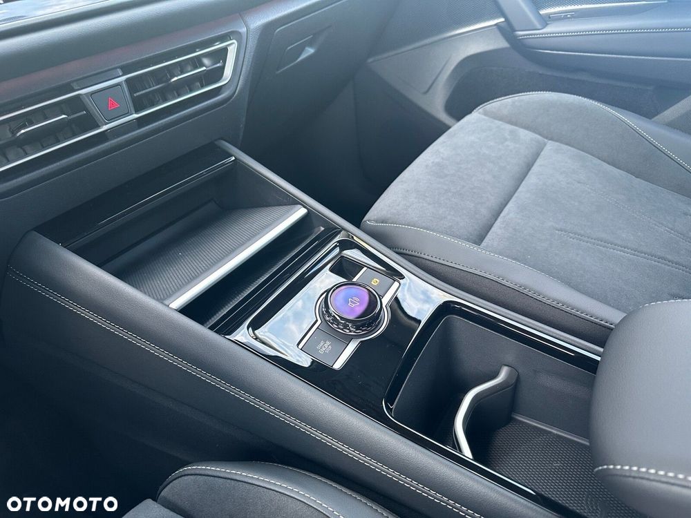 Volkswagen Tiguan - 26