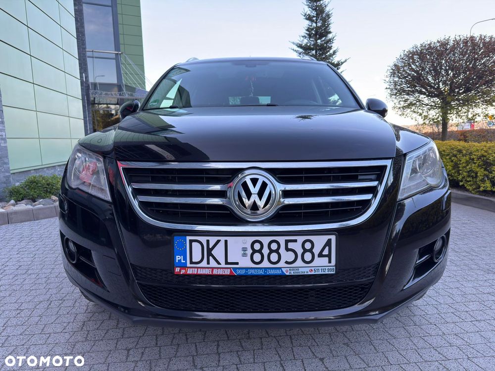 Volkswagen Tiguan - 2