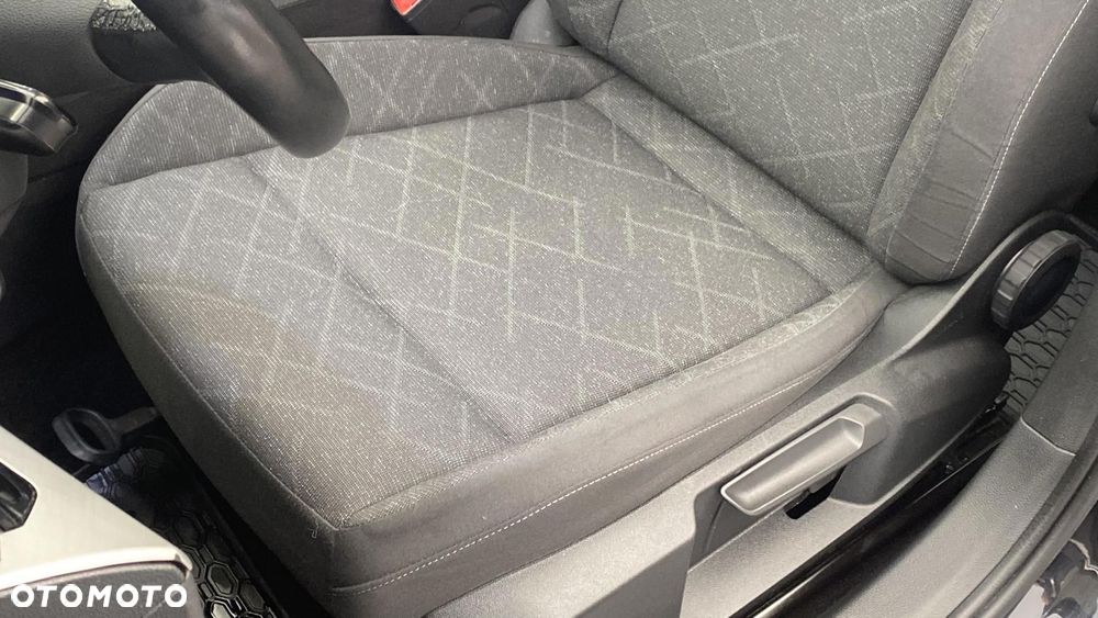 Volkswagen Golf 2.0 TDI Life - 18