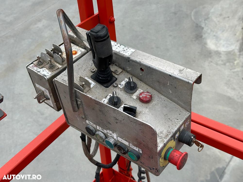 Skyjack SJ9250 RT - 11