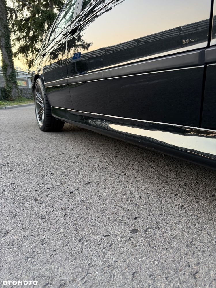 BMW Seria 5 - 34