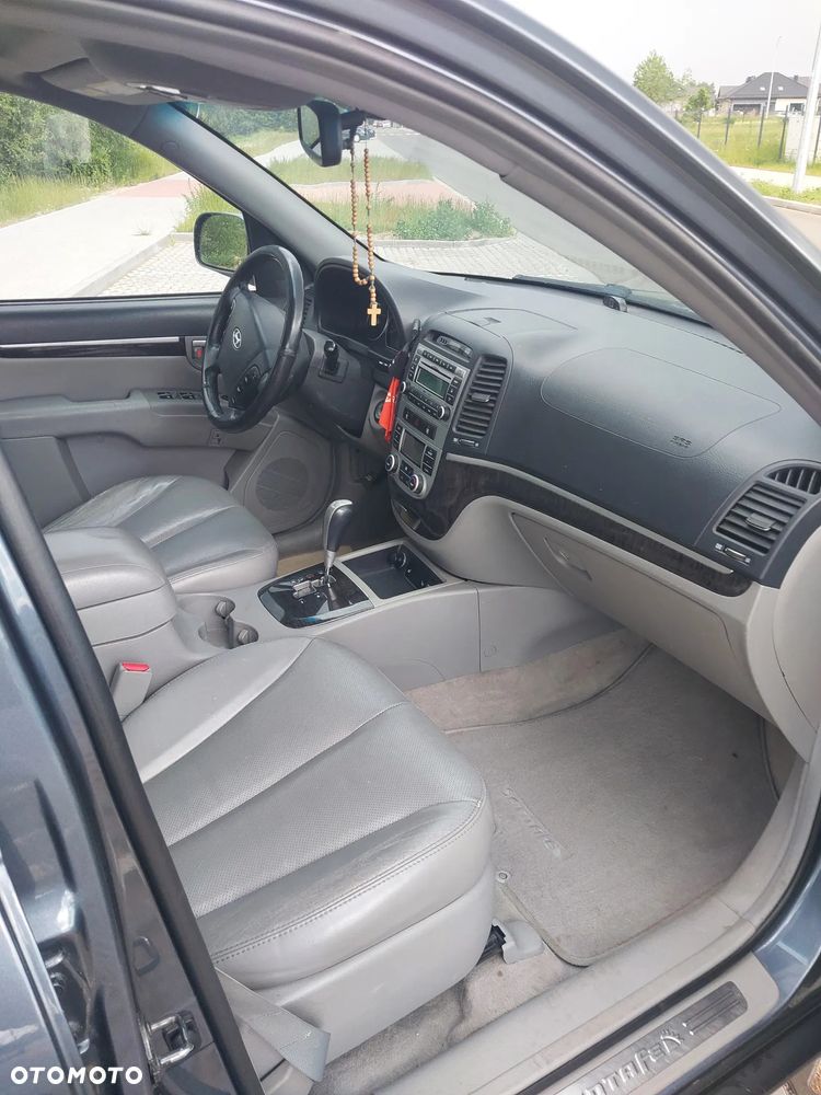 Hyundai Santa Fe - 8