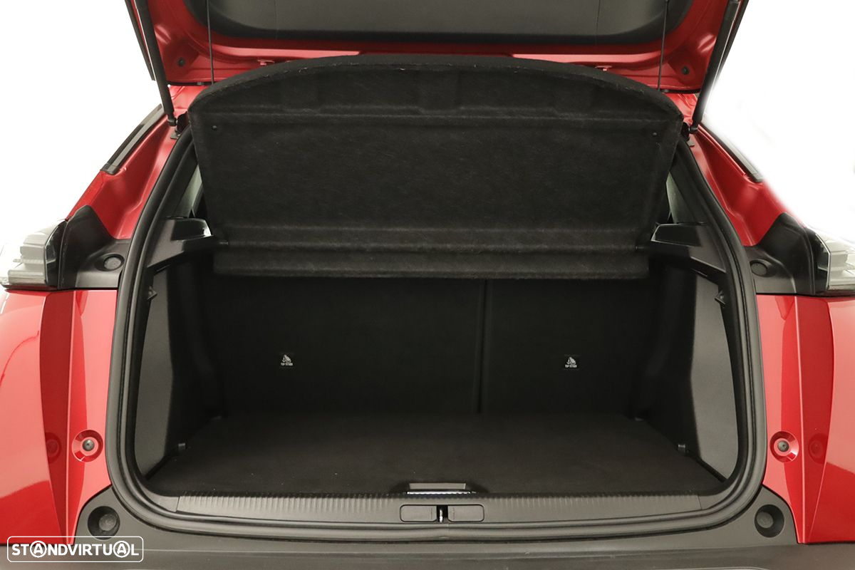 Peugeot 2008 1.2 PureTech Allure - 21