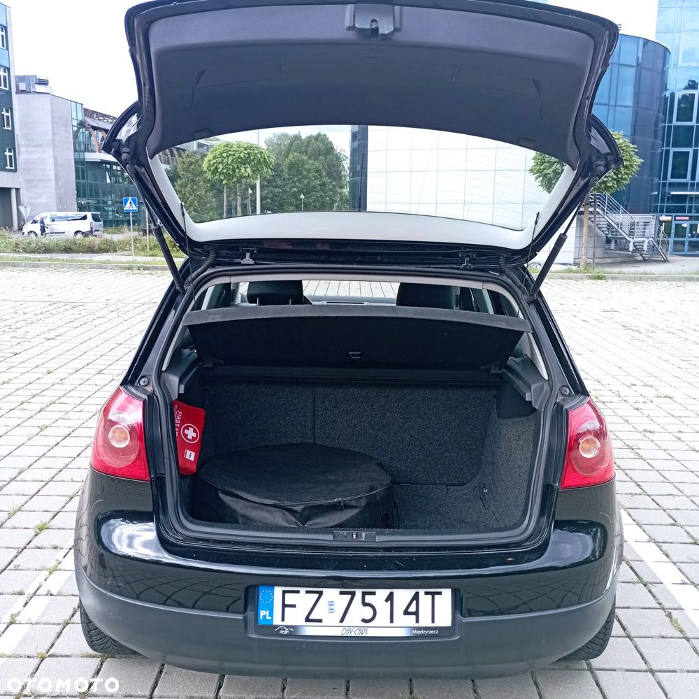 Volkswagen Golf V 1.4 Comfortline - 6