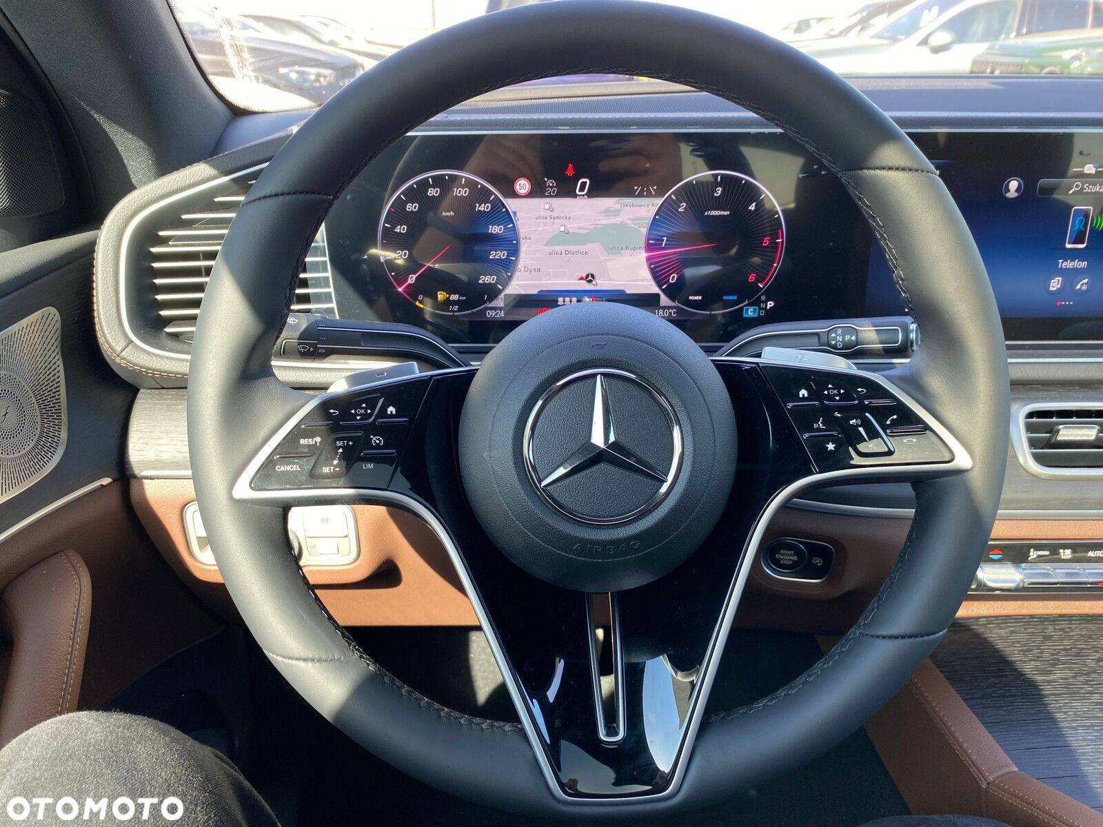 Mercedes-Benz GLE - 12