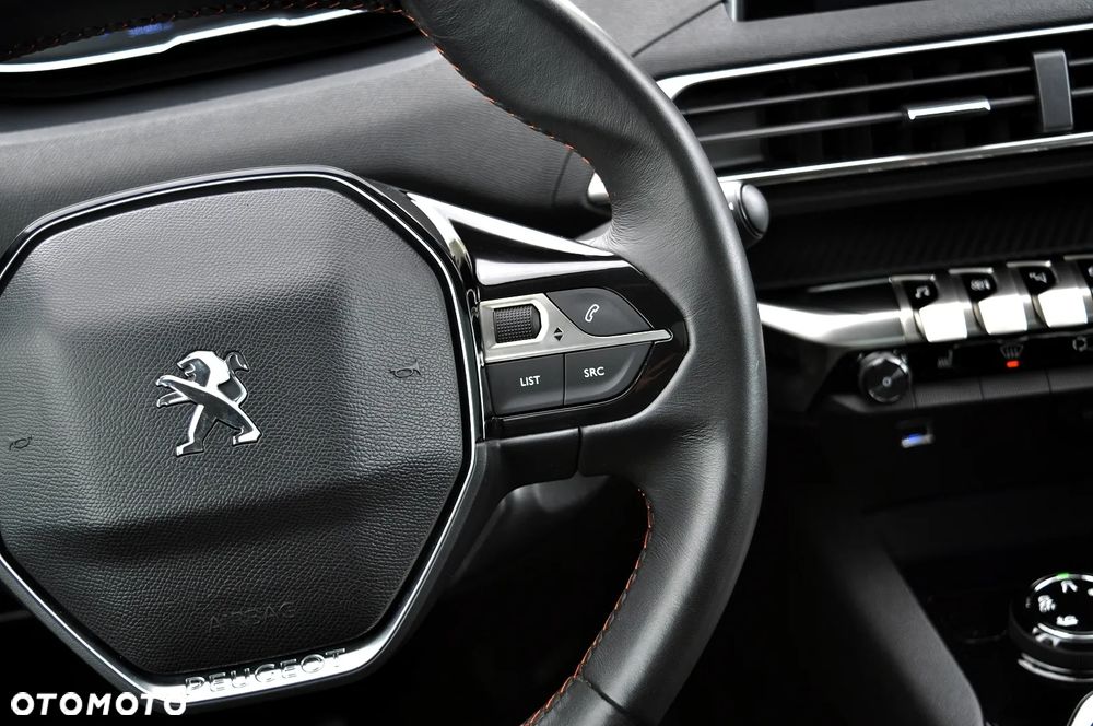 Peugeot 3008 1.2 PureTech Allure S&S - 35