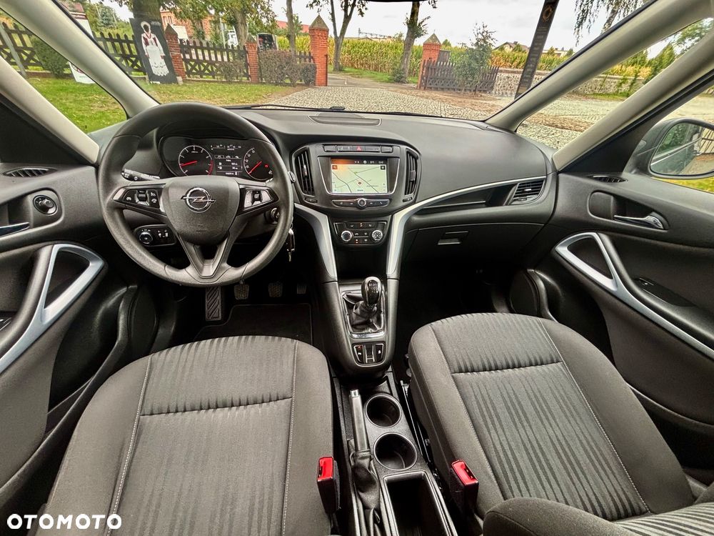 Opel Zafira - 20