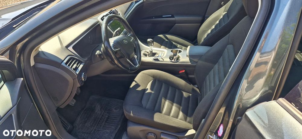 Ford Mondeo 1.5 EcoBoost Titanium - 9
