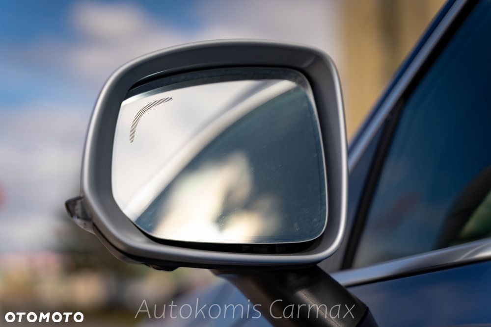 Volvo XC 90 T6 AWD R-Design 7os - 30